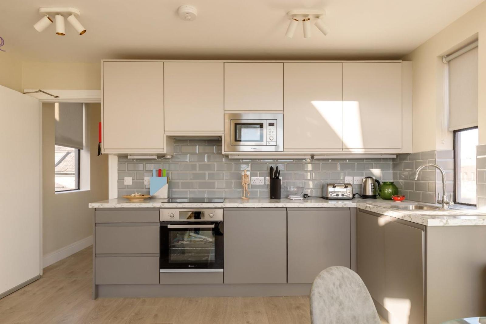 Dublin Castle Suites Εξωτερικό φωτογραφία